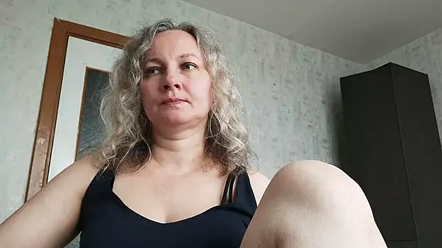 EdithManning online show from June 2026 06:58:01 AM