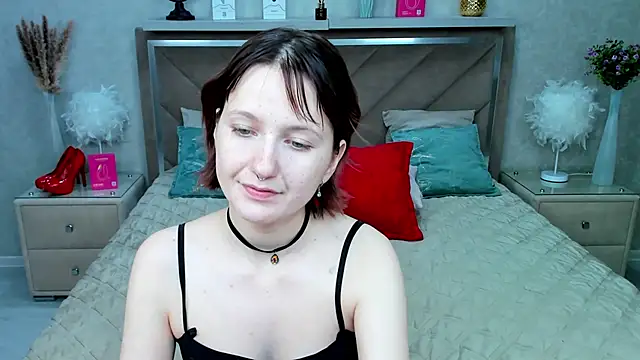 MiaKarlos online show from May 2026 01:35:01 AM