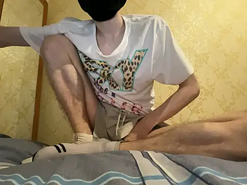 HappyCake online show from December 2024 06:53:02 PM