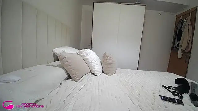 Snapshot of arielfreedomsex chatting on November 2025 03:55:01 PM arielfreedomsex online show from November 2025 03:55:01 PM