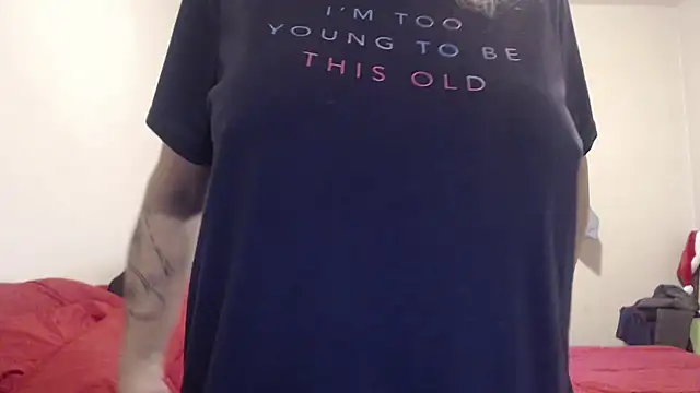 Snapshot of canadiancougar1965 chatting on December 2024 01:31:02 PM canadiancougar1965 online show from December 2024 01:31:02 PM