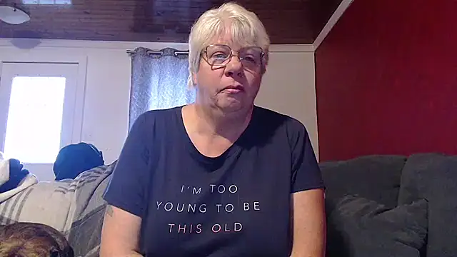 Snapshot of canadiancougar1965 chatting on November 2025 12:26:01 PM canadiancougar1965 online show from November 2025 12:26:01 PM