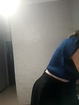 VselenaSun402 online show from March 2025 09:40:02 AM