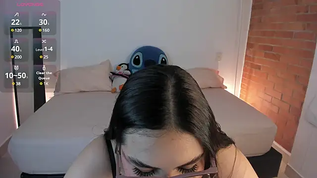 charlotte blass online show from March 2025 01:26:02 AM