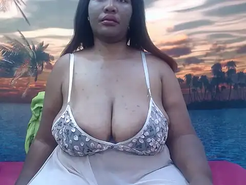 chubbydoll122 online show from May 2026 01:22:02 AM