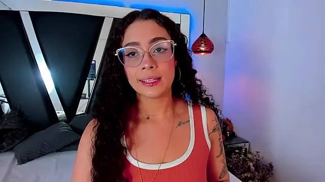 antonelllepiercee online show from March 2025 11:42:01 AM