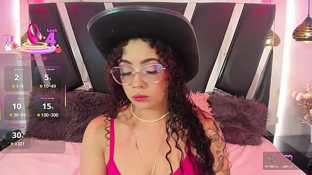 antonelllepiercee online show from October 2025 10:57:01 AM