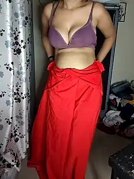 its Lailaa online show from February 2025 06:48:02 PM