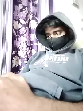 Snapshot of piyush_7inch chatting on December 2024 04:20:01 PM piyush 7inch online show from December 2024 04:20:01 PM