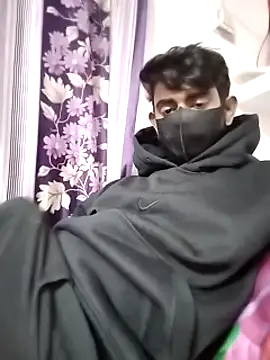 Snapshot of piyush_7inch chatting on December 2024 08:07:02 AM piyush 7inch online show from December 2024 08:07:02 AM