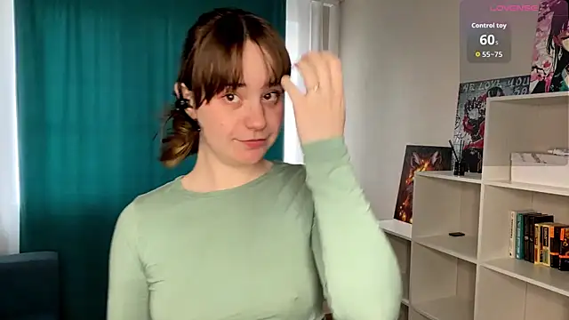 Snapshot of EditaBumford chatting on May 2026 07:16:02 AM EditaBumford online show from May 2026 07:16:02 AM