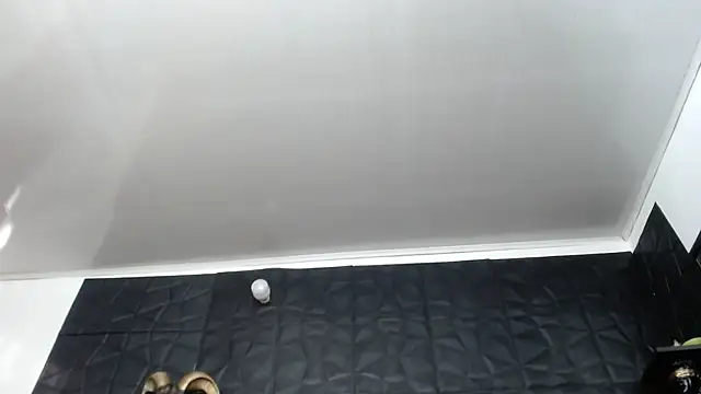 Snapshot of Hanna_Fox_69 chatting on October 2025 12:27:01 PM Hanna Fox 69 online show from October 2025 12:27:01 PM