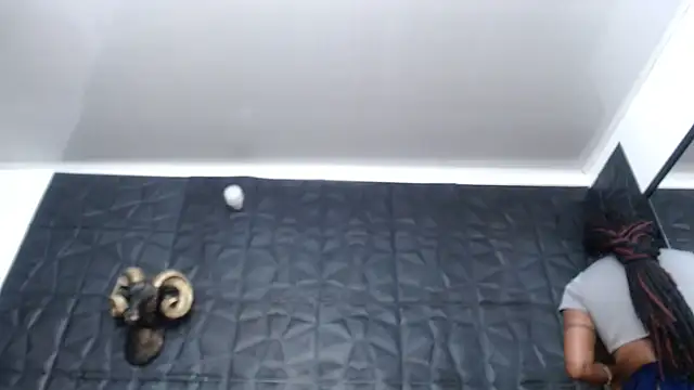 Snapshot of Hanna_Fox_69 chatting on December 2025 07:56:02 AM Hanna Fox 69 online show from December 2025 07:56:02 AM