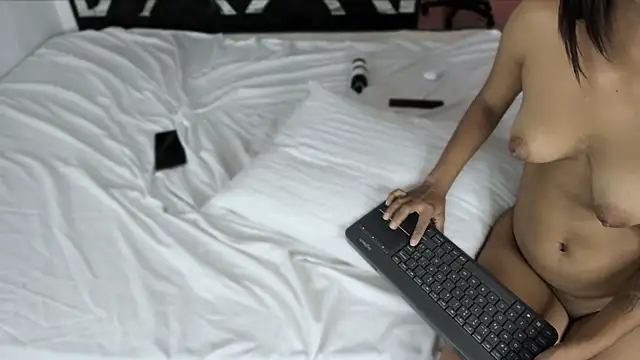 Snapshot of Fernanda_brown18 chatting on March 2025 09:23:01 PM Fernanda brown18 online show from March 2025 09:23:01 PM