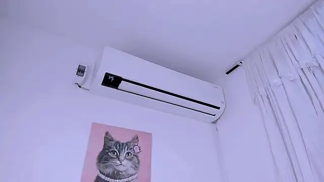 Snapshot of Fernanda_brown18 chatting on September 2025 09:17:02 PM Fernanda brown18 online show from September 2025 09:17:02 PM