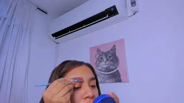 Snapshot of Fernanda_brown18 chatting on September 2025 08:14:01 PM Fernanda brown18 online show from September 2025 08:14:01 PM