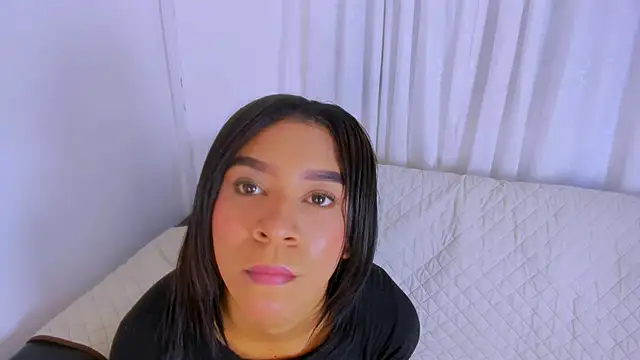 Snapshot of Fernanda_brown18 chatting on October 2025 08:39:01 PM Fernanda brown18 online show from October 2025 08:39:01 PM