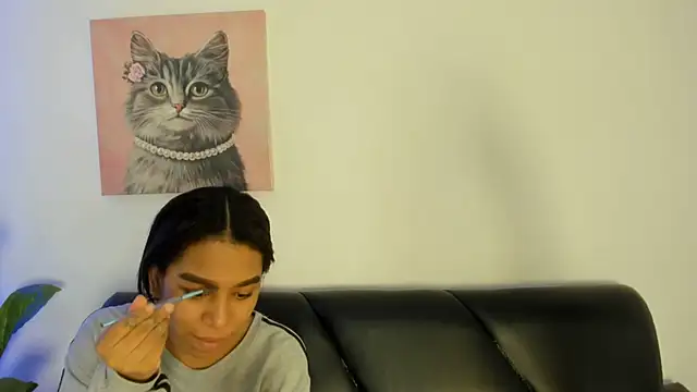 Snapshot of Fernanda_brown18 chatting on October 2025 07:47:01 PM Fernanda brown18 online show from October 2025 07:47:01 PM