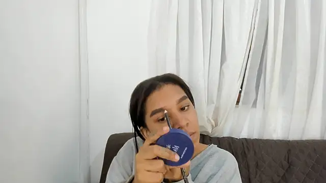 Snapshot of Fernanda_brown18 chatting on October 2025 07:54:02 PM Fernanda brown18 online show from October 2025 07:54:02 PM