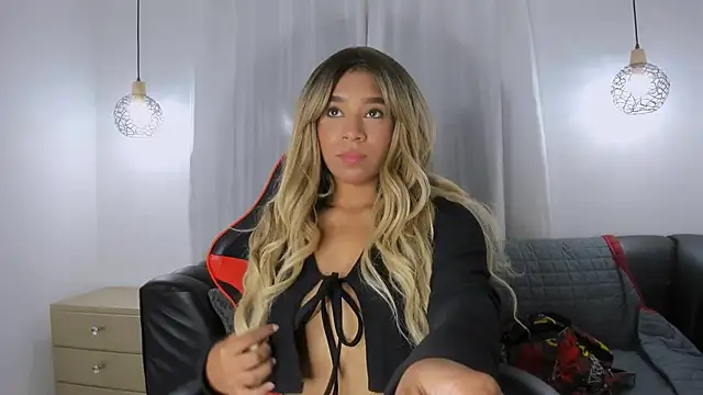 Snapshot of Fernanda_brown18 chatting on October 2025 08:14:02 PM Fernanda brown18 online show from October 2025 08:14:02 PM