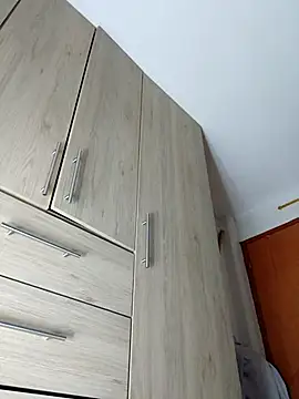 kharoll online show from November 2025 03:50:01 AM