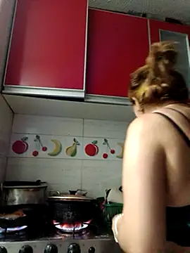 Skylar-Vox- online show from March 2025 04:17:02 AM