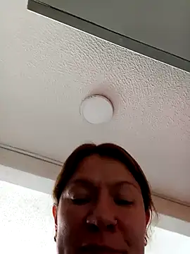 Skylar-Vox- online show from March 2025 12:49:01 AM