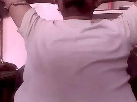 Snapshot of sudhastriper chatting on December 2025 07:17:01 AM sudhastriper online show from December 2025 07:17:01 AM