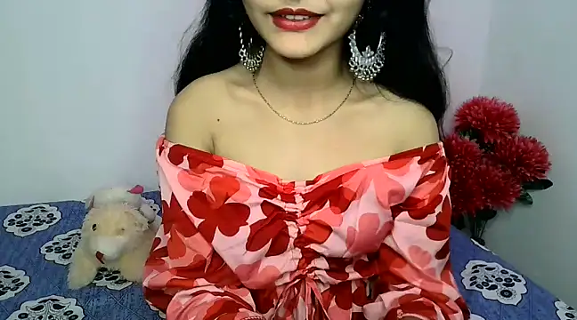 SUZY FROMUS online show from December 2024 06:23:01 AM