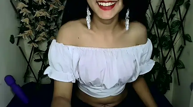 SUZY FROMUS online show from February 2025 11:00:02 PM