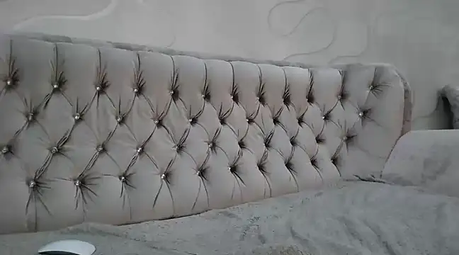 Snapshot of ElliaSquirtGirl chatting on January 2025 05:15:01 PM ElliaSquirtGirl online show from January 2025 05:15:01 PM