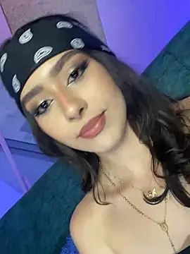 Snapshot of Danielacossio chatting on March 2025 06:37:01 AM Danielacossio online show from March 2025 06:37:01 AM