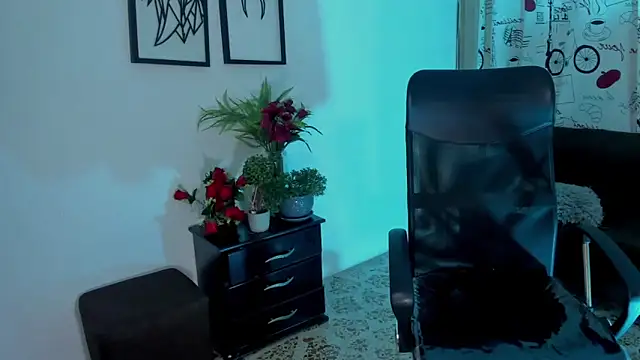 Snapshot of Danielacossio chatting on September 2025 04:01:01 AM Danielacossio online show from September 2025 04:01:01 AM