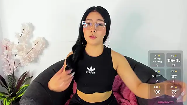 Snapshot of Annie9_ chatting on March 2025 04:56:01 AM Annie9 online show from March 2025 04:56:01 AM