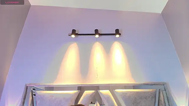 Snapshot of Annie9_ chatting on October 2025 03:42:02 AM Annie9 online show from October 2025 03:42:02 AM