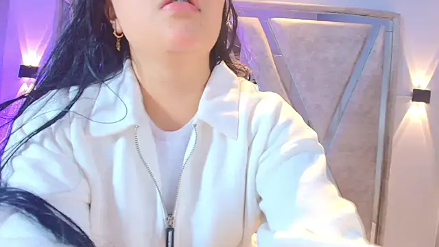 Snapshot of Annie9_ chatting on November 2025 03:49:02 AM Annie9 online show from November 2025 03:49:02 AM