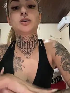 hotskinny1 online show from December 2024 09:29:02 PM