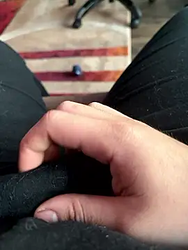 themasteer69 online show from December 2024 08:06:02 PM