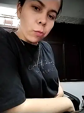 Lucianaferro  online show from October 2025 03:02:01 PM