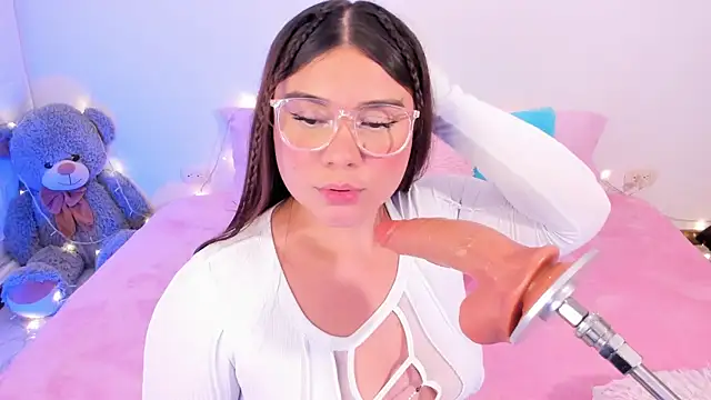 Isa belaa online show from January 2025 11:11:02 PM