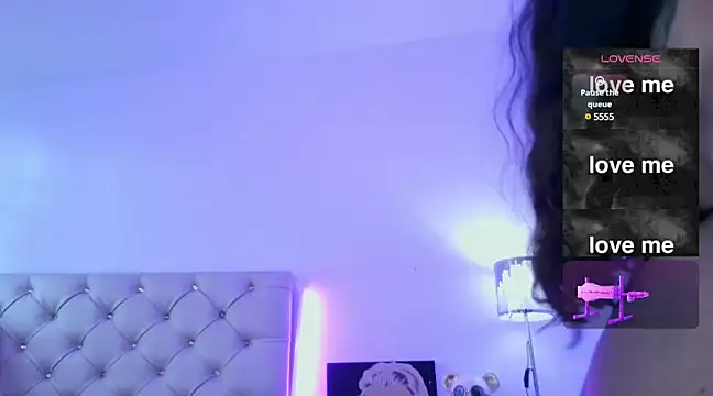 Snapshot of EmberEyes_999 chatting on March 2025 08:40:01 PM EmberEyes 999 online show from March 2025 08:40:01 PM