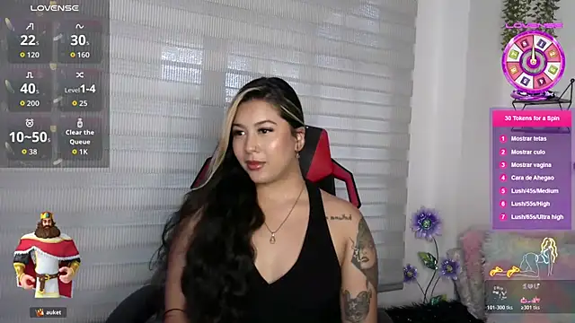 Snapshot of EmberEyes_999 chatting on October 2025 09:38:01 PM EmberEyes 999 online show from October 2025 09:38:01 PM