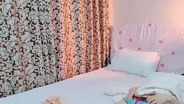 Linda-LL online show from March 2025 05:42:02 AM