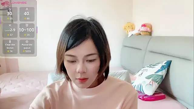 Linda-LL online show from April 2026 05:03:01 AM