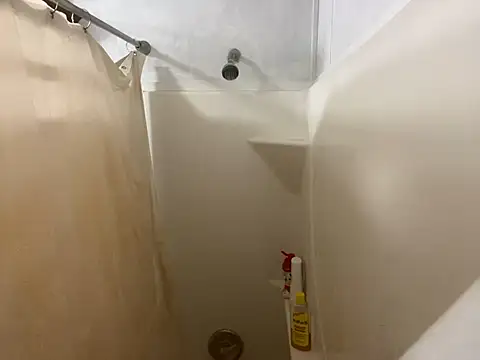 Snapshot of IvanaPlenty chatting on March 2025 11:16:01 AM IvanaPlenty online show from March 2025 11:16:01 AM