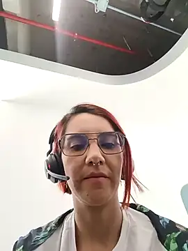 your red rose  online show from January 2025 03:53:02 PM