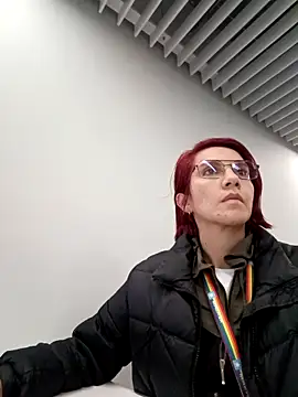 your red rose  online show from March 2025 09:09:02 PM