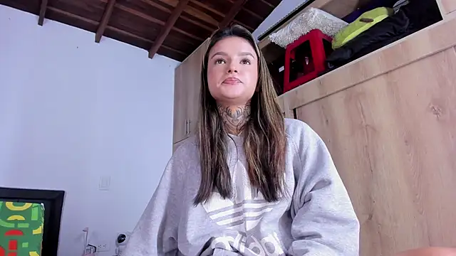 Snapshot of medussa13_ chatting on September 2025 01:13:01 PM medussa13 online show from September 2025 01:13:01 PM