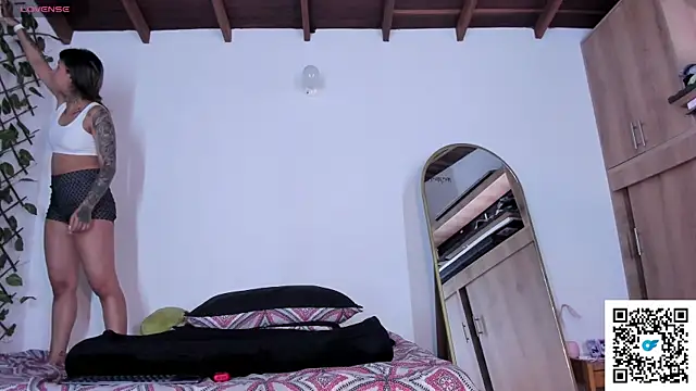 Snapshot of medussa13_ chatting on January 2026 02:10:01 PM medussa13 online show from January 2026 02:10:01 PM