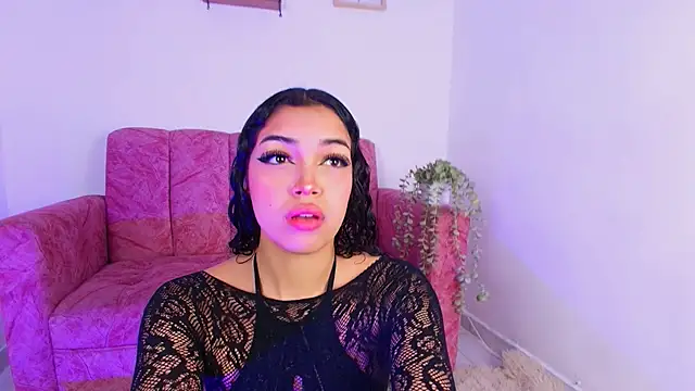 Snapshot of Sara_Jhonson chatting on November 2025 11:25:01 PM Sara Jhonson online show from November 2025 11:25:01 PM